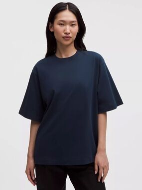 NWT Lululemon Heavyweight Cotton Oversized T-Shirt - Navy in XXXS (Can Fit M)